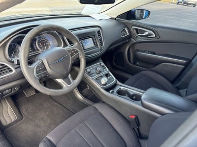 2015 Chrysler 200 Base
