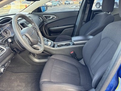 2015 Chrysler 200 Base
