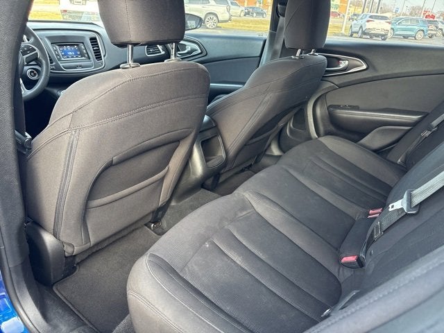 2015 Chrysler 200 Base