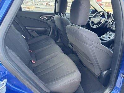 2015 Chrysler 200 Base