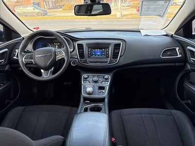 2015 Chrysler 200 Base