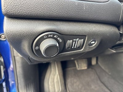 2015 Chrysler 200 Base