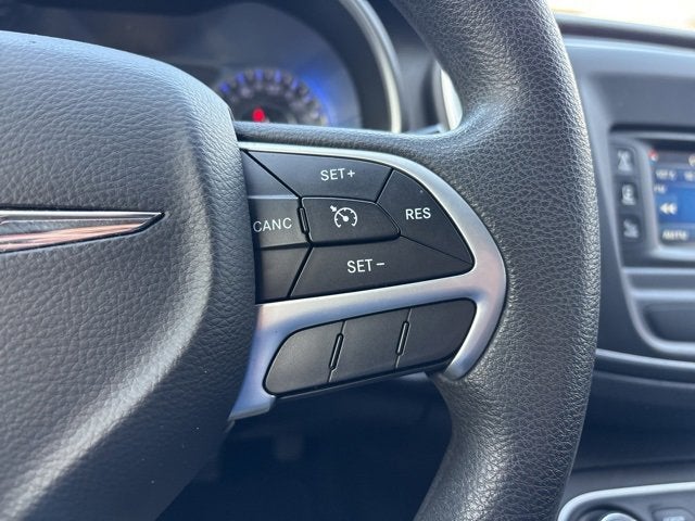 2015 Chrysler 200 Base