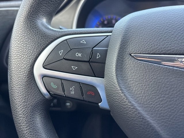 2015 Chrysler 200 Base