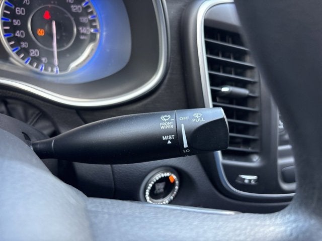 2015 Chrysler 200 Base