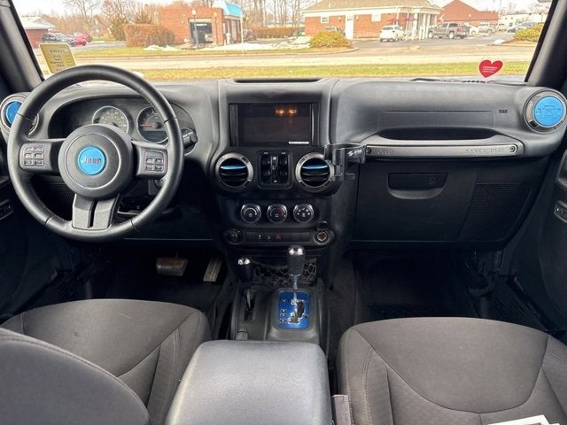 2016 Jeep Wrangler Unlimited Sport