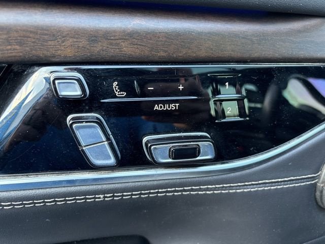 2022 Jeep Grand Wagoneer Series II