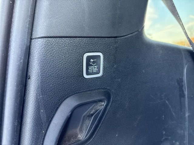 2022 Jeep Grand Wagoneer Series II