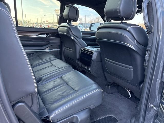 2022 Jeep Grand Wagoneer Series II