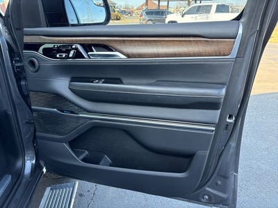 2022 Jeep Grand Wagoneer Series II