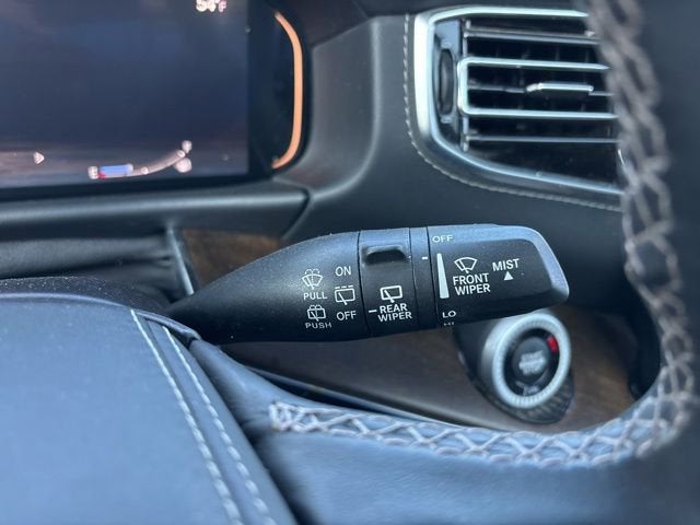 2022 Jeep Grand Wagoneer Series II