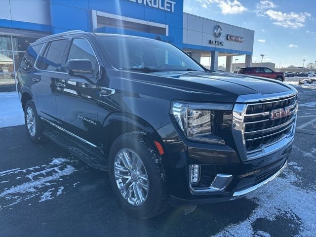 2023 GMC Yukon SLT