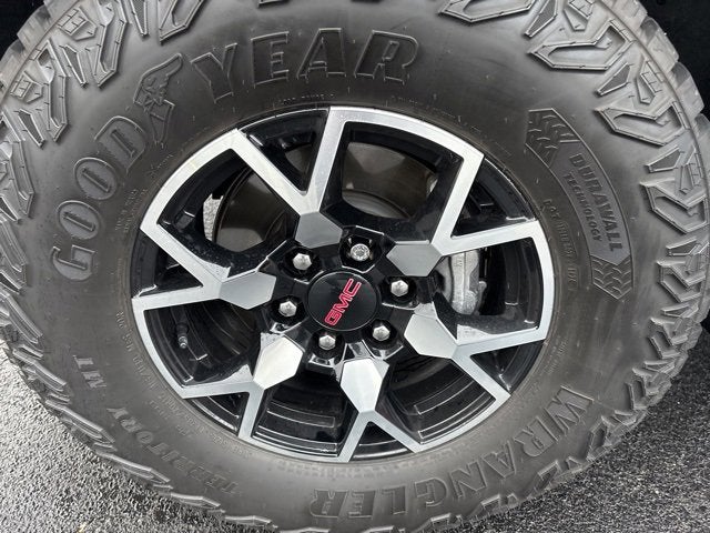 2024 GMC Canyon AT4X