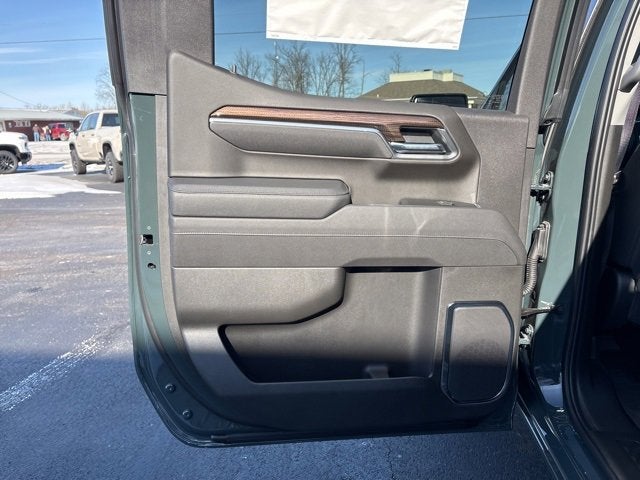 2025 Chevrolet Silverado 1500 LT (2FL)