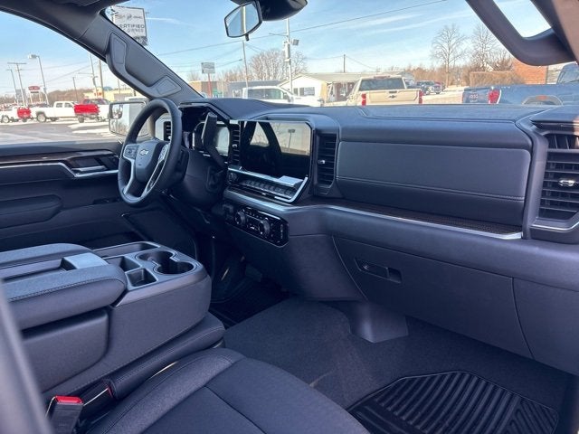 2025 Chevrolet Silverado 1500 LT (2FL)