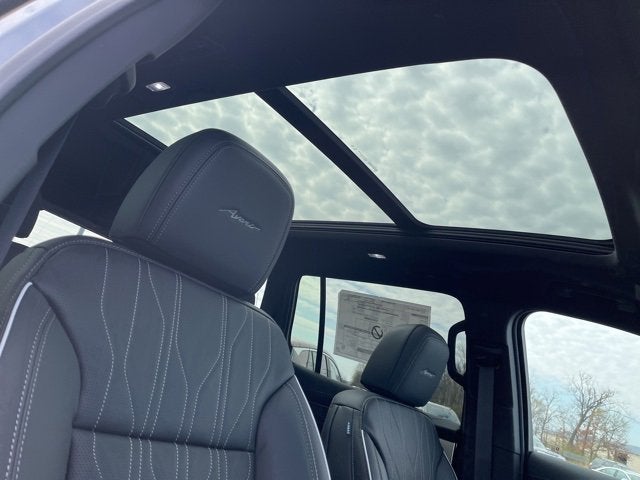 2025 Buick Enclave Avenir