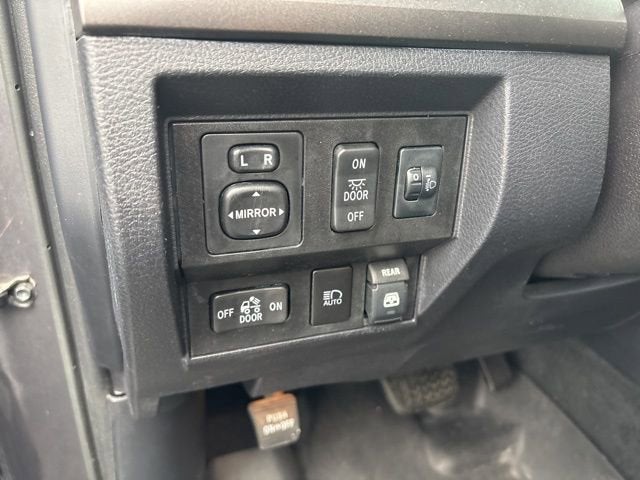 2019 Toyota Tundra 4WD SR5