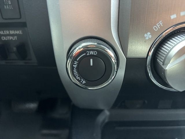 2019 Toyota Tundra 4WD SR5