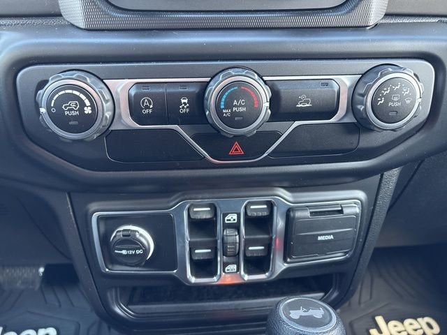 2021 Jeep WRANGLER UNLIMITED WILLYS Base