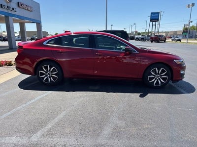 2021 Chevrolet Malibu RS