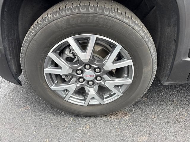 2022 GMC Acadia SLT