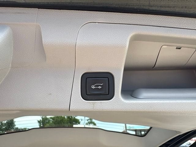 2022 GMC Acadia SLT