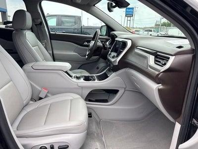 2022 GMC Acadia SLT