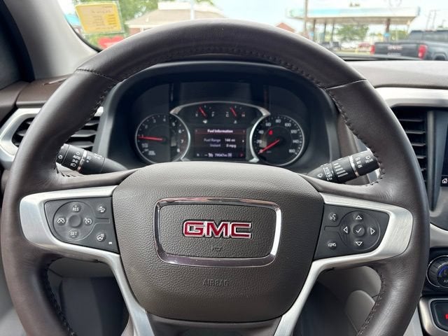 2022 GMC Acadia SLT