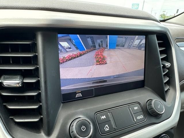 2022 GMC Acadia SLT