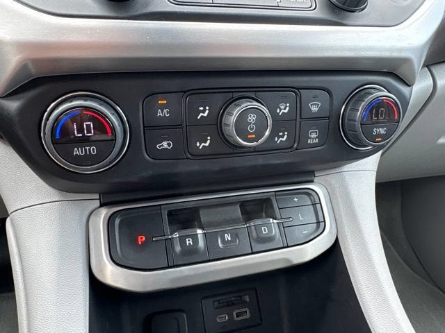 2022 GMC Acadia SLT