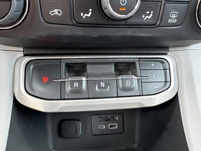 2022 GMC Acadia SLT