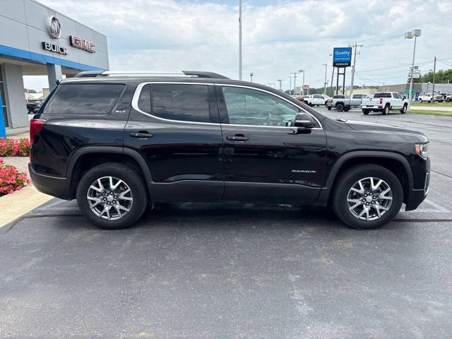 2022 GMC Acadia SLT