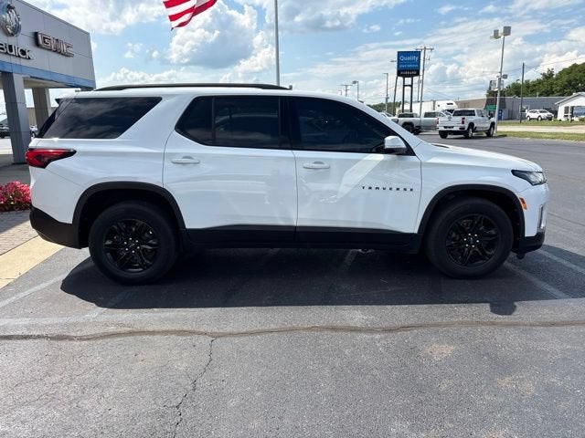 2022 Chevrolet Traverse LT Cloth
