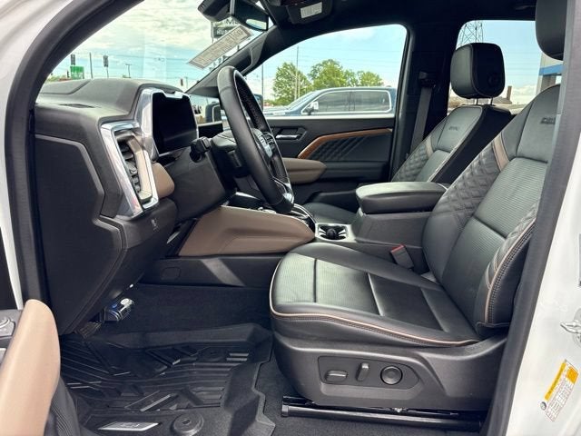 2024 GMC Canyon Denali