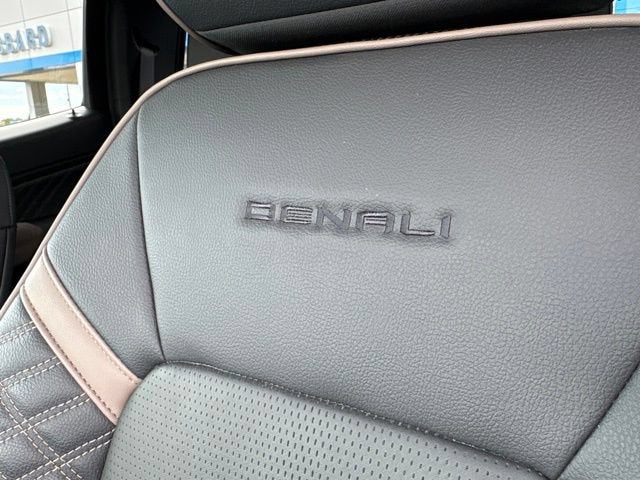 2024 GMC Canyon Denali