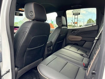 2024 GMC Canyon Denali