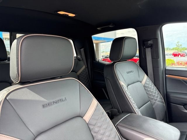 2024 GMC Canyon Denali