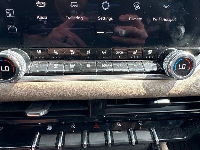 2024 GMC Canyon Denali
