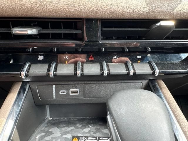 2024 GMC Canyon Denali