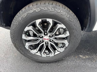 2024 GMC Canyon Denali