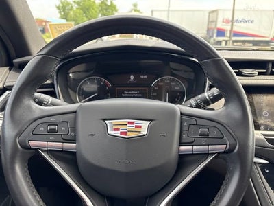 2024 Cadillac XT6 Luxury