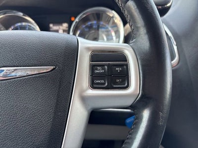 2016 Chrysler Town & Country Touring