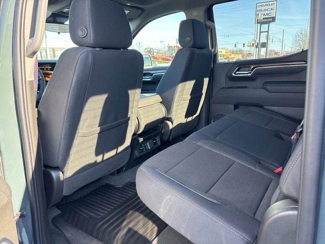 2025 Chevrolet Silverado 1500 LT (2FL)