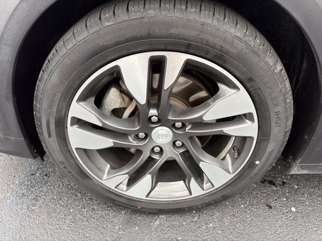 2018 Buick Regal TourX Essence