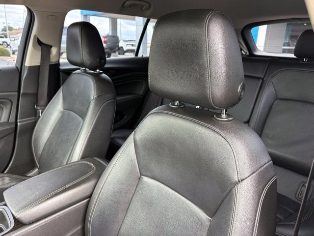 2018 Buick Regal TourX Essence