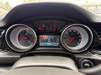 2018 Buick Regal TourX Essence