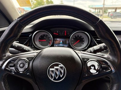 2018 Buick Regal TourX Essence