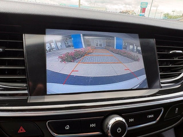 2018 Buick Regal TourX Essence