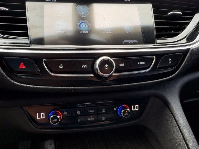 2018 Buick Regal TourX Essence