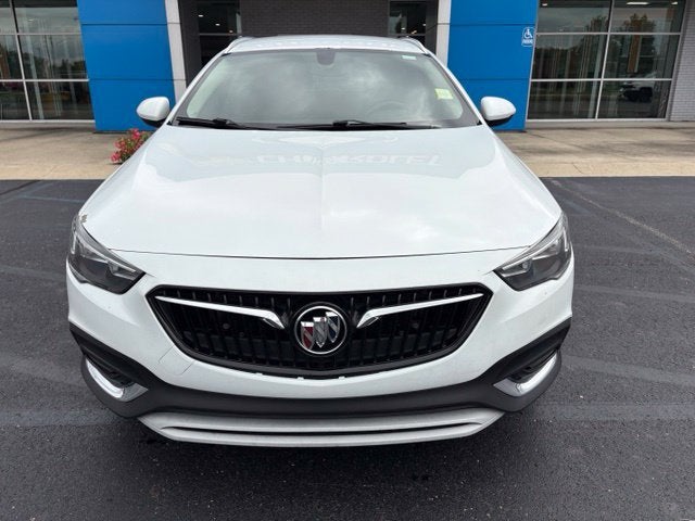 2018 Buick Regal TourX Essence